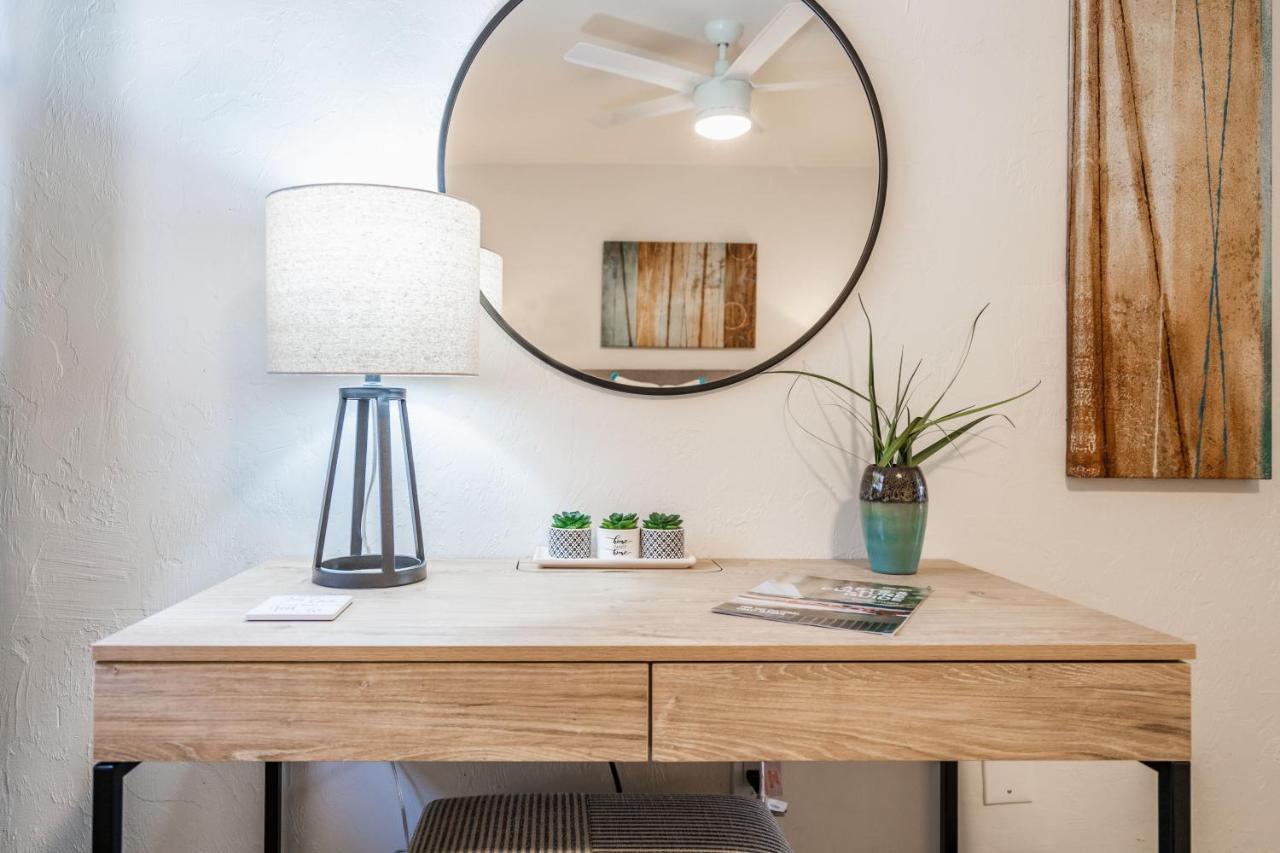 2Bed 1Bath Suite Minutes To Downtown, Beaches, Restaurants, Theaters And More Sarasota Eksteriør billede