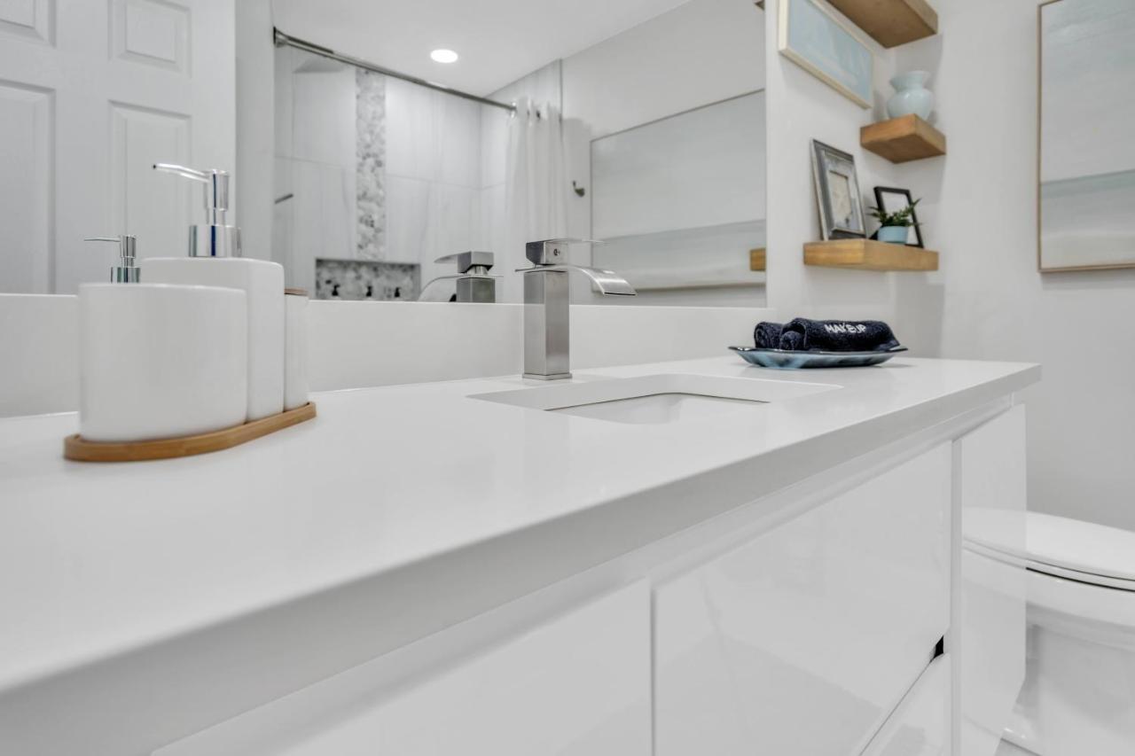 2Bed 1Bath Suite Minutes To Downtown, Beaches, Restaurants, Theaters And More Sarasota Eksteriør billede